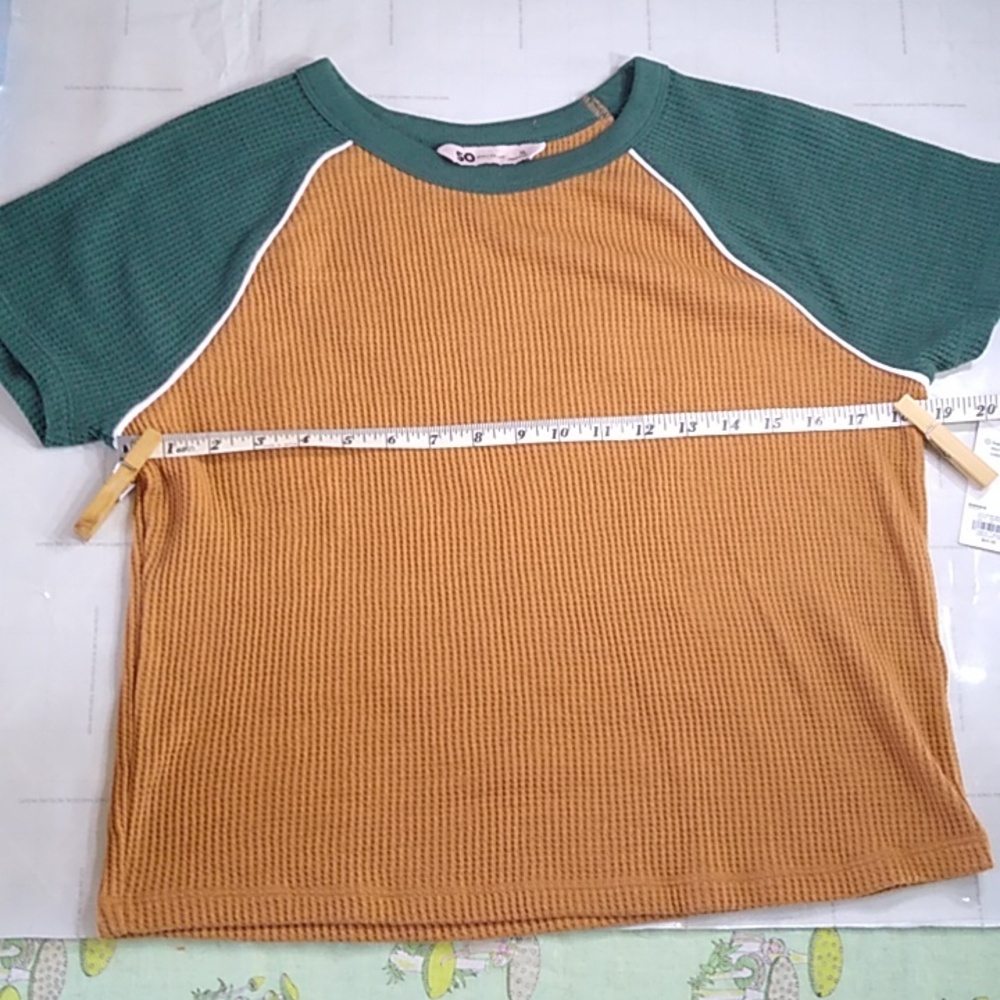 #442 Brown and Green Boys XL Pajama Top